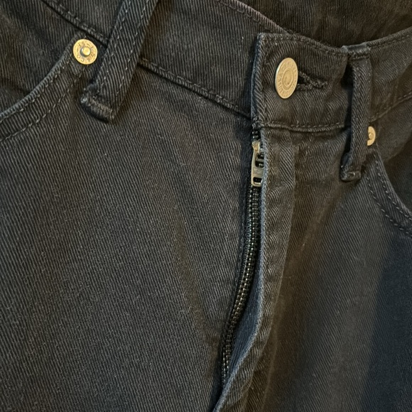 Levi’s 514 Black Jeans - Picture 4 of 8